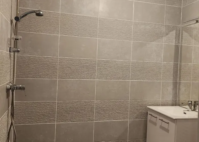 Holiday home Maison 600m De La Mer, Votre Escapade Ideale